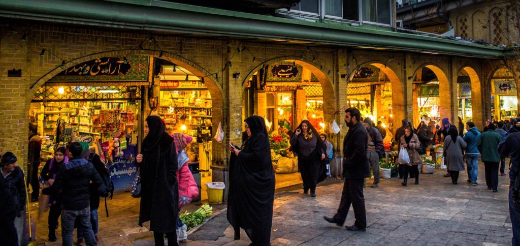 Tajrish Bazaar 1024x484 - مناطق دیدنی تهران