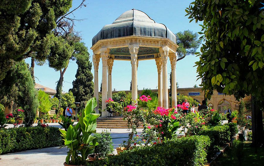 آرامگاه حافظ - مناطق گردشگری در شیراز