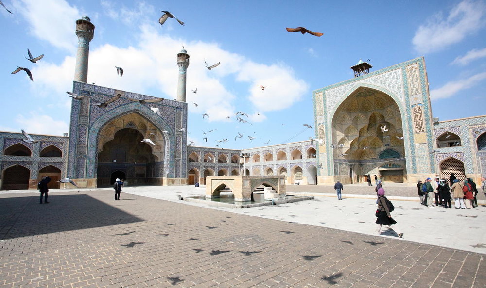 مسجد جامع اصفهان رنت اتو - مناطق گردشگری اصفهان به همراه اجاره خودرو