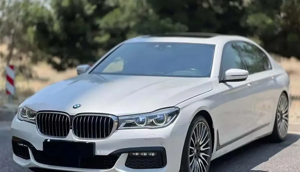 Rent BMW 730Li 2017 in Tehran