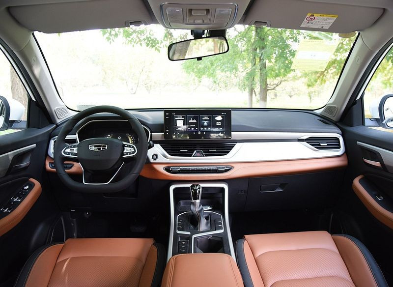خودرو جیلی X6 - کراس اوور جدید جیلی X6؛ طراحی متفاوت و پیشرانه 4 سیلندر