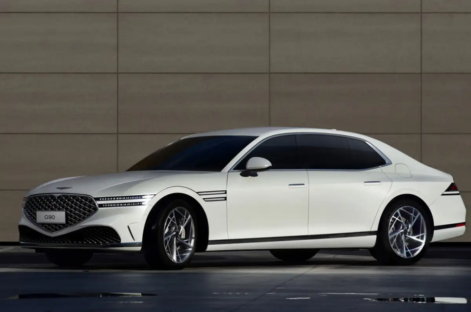 Introducing Korea’s most luxurious car to compete with Lexus, Benz and BMW