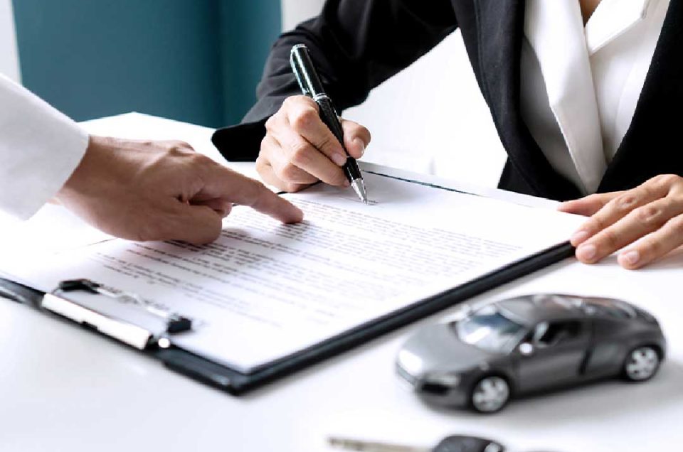 Documents required to rent a car in Dubai