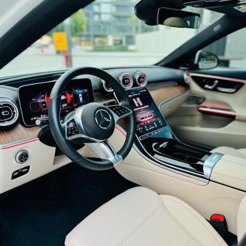 اجاره مرسدس بنز C300 در دبی |Rent Mercedes Benz C300 2022